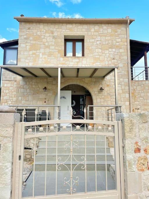 Kathiana Cozy Apartment Exterior photo